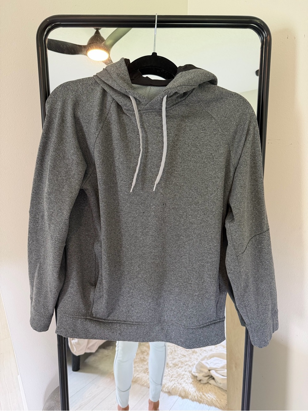 Women’s Lululemon scuba Heather Gray Pullover Hoodie